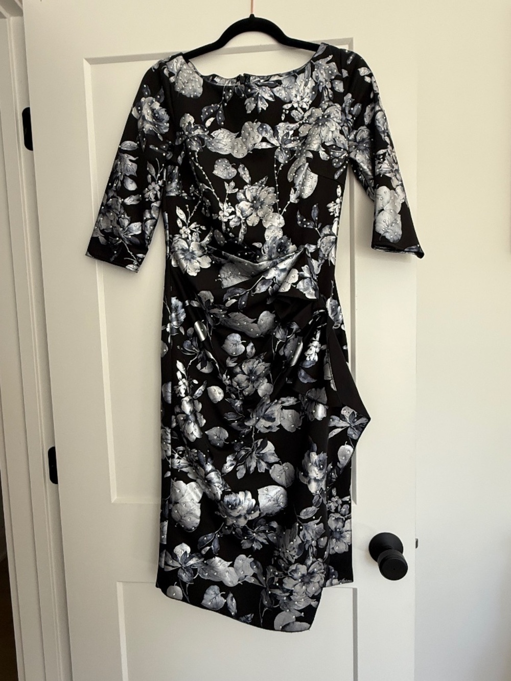 Jovani Black Floral Rhinestone Ruched Midi Dress Size 6